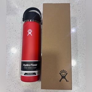 BRAND NEW Hydro Flask 24oz (wide mouth w/ flex straw cap)